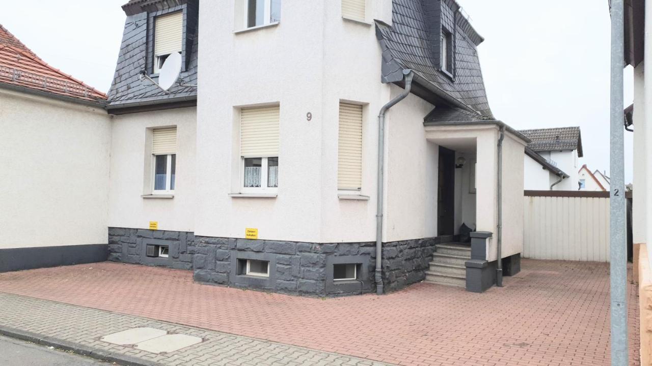 Fmi 9 Accommodation Raunheim Exterior foto