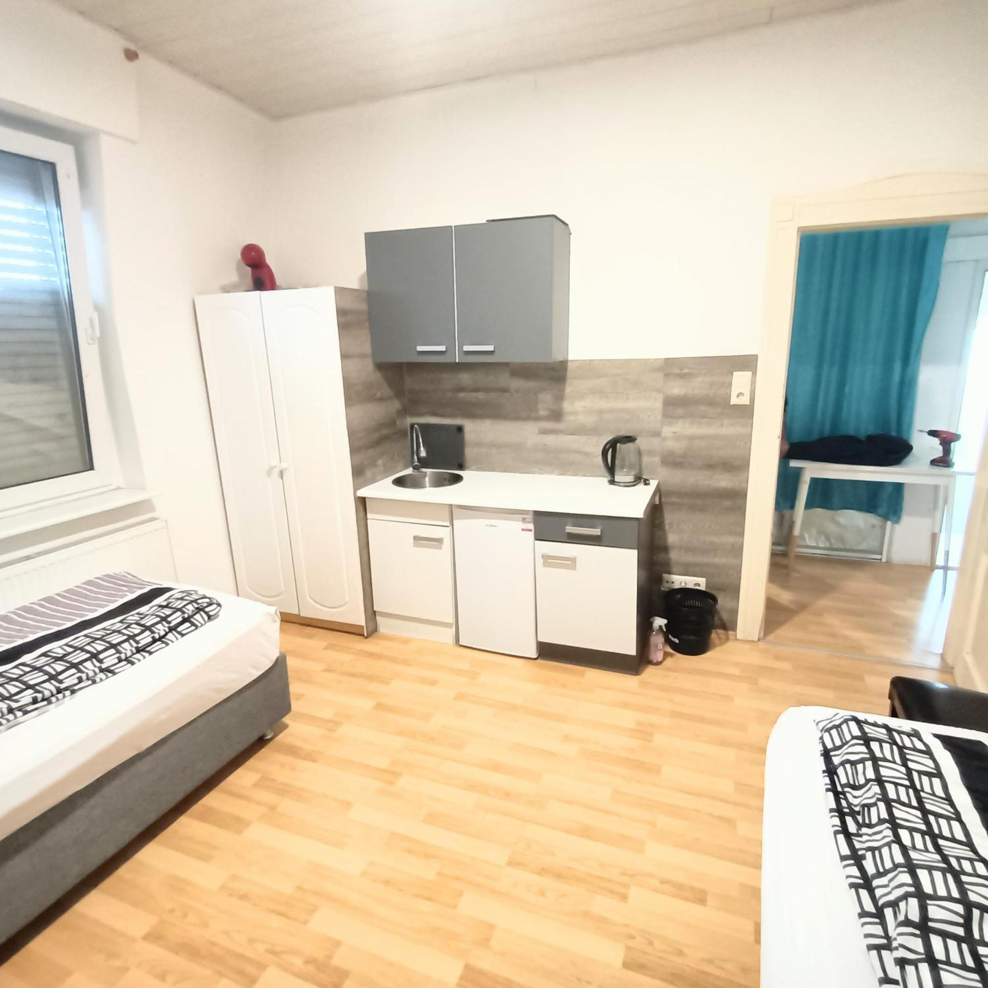 Fmi 9 Accommodation Raunheim Exterior foto